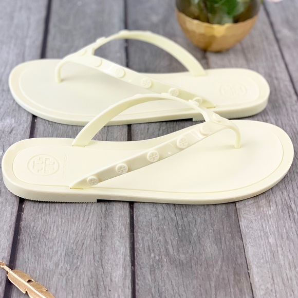 🌟 LAT ONE 🌟 Tory Burch Studded Logo Jelly Sandal - Picture 3 of 7